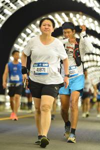 BIB: 41871, 3081
                            <button type="button" onclick="openModal(20471509)" class="btn btn-primary btn-sm float-right btn-popup" data-toggle="modal" data-target=".modal-high-quality">
                        <i class="fas fa-shopping-cart"></i> Add to Cart
                    </button>
                                            <button type="button" onclick="isThisMe(20471509, true)" class="btn btn-success btn-sm float-right btn-popup btn-isme hidden" data-toggle="tooltip" data-placement="bottom" title="นี่คือรูปของคุณใช่ไหม คลิกที่นี่เพื่อเอาเข้าอัลบั้ม">
                        <i class="fas fa-plus"></i> Add to album
                    </button>
                    <button type="button" onclick="isThisMe(20471509, false)" class="btn btn-warning btn-sm float-right btn-popup btn-isnotme hidden">
                        <i class="fas fa-ban"></i> Remove from album
                    </button>